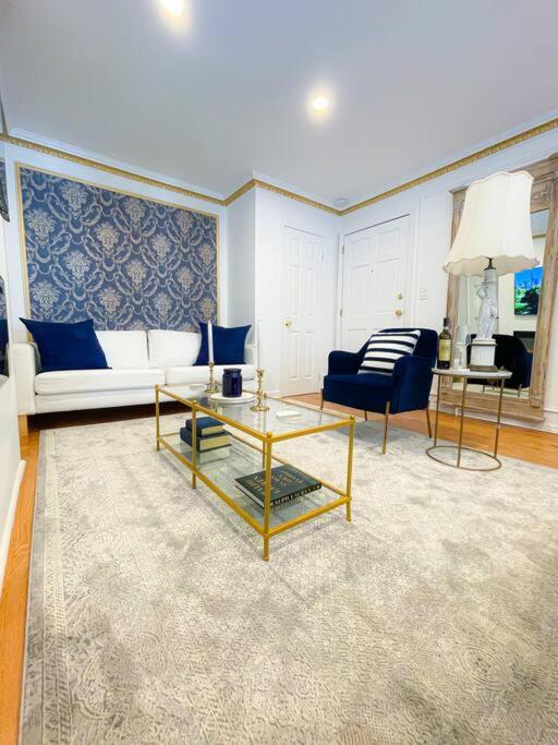 Luxurious Room Near Laguardia & Jfk Нью-Йорк Экстерьер фото